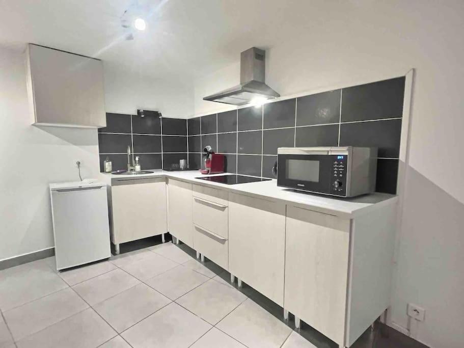 Le Pelican Villardois - 2 Chambres - Centre Villars-les-Dombes Εξωτερικό φωτογραφία